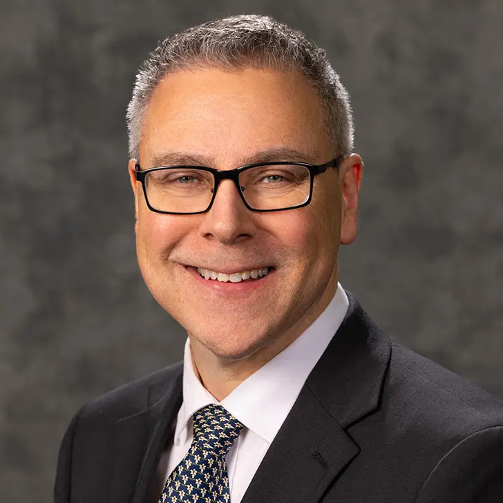 Aaron Auerbach headshot